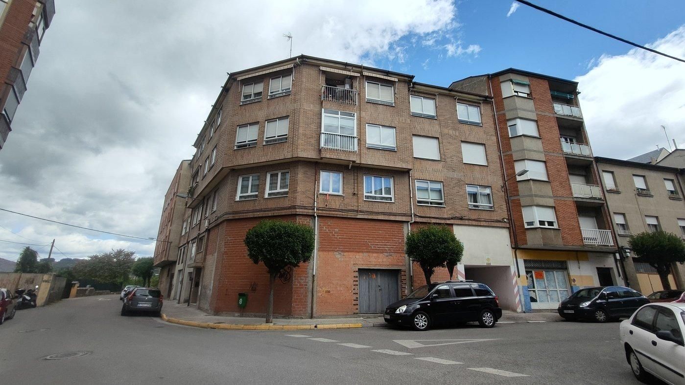 Exterior view of Flat for sale in Ponferrada  with Heating