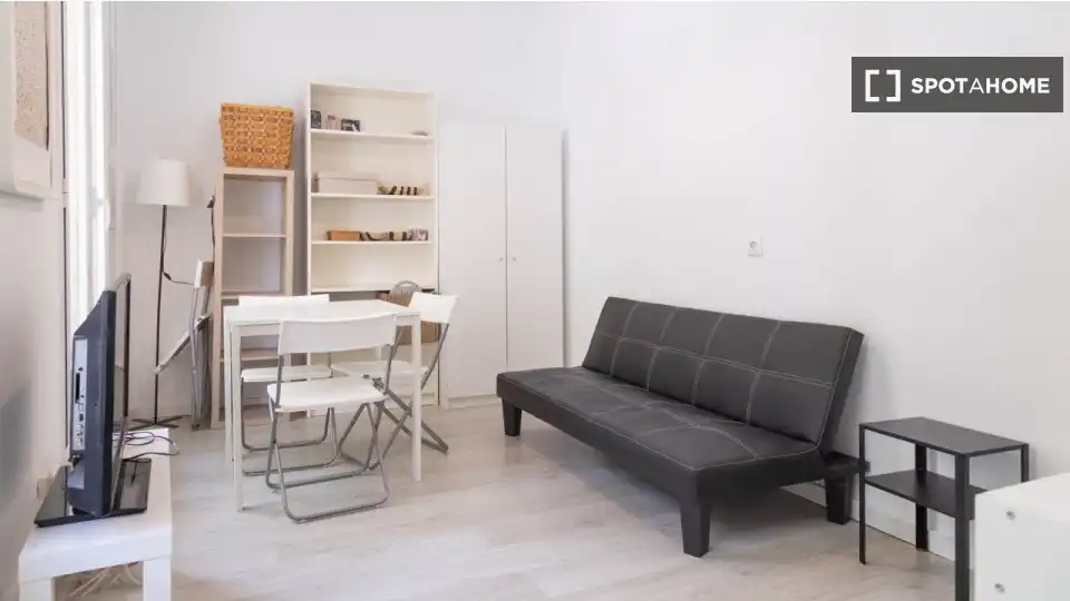 Flat with terrace to rent in Centro, imagen 3