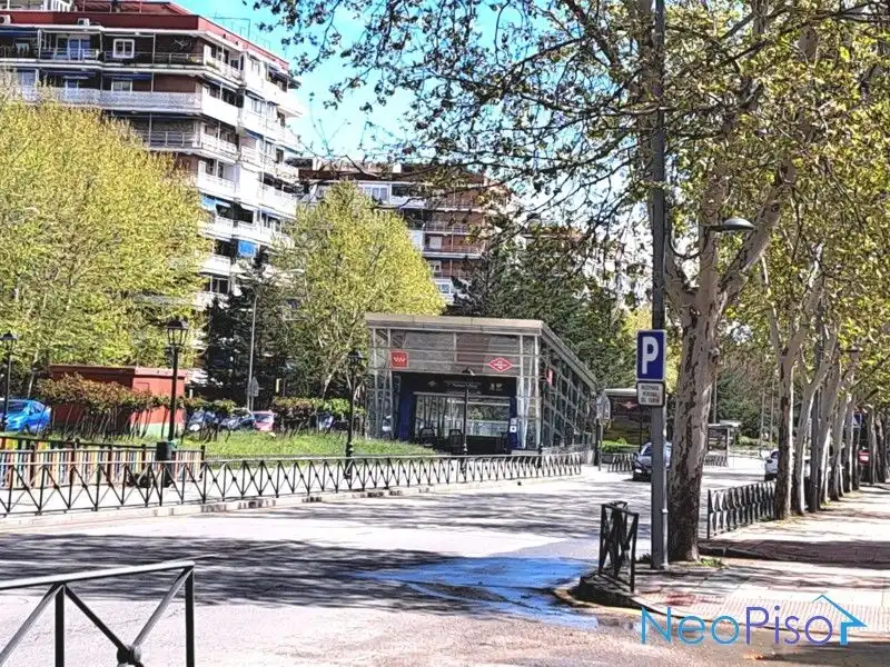 Pis amb ascensor en venda a Parque Lisboa - La Paz, imagen 2