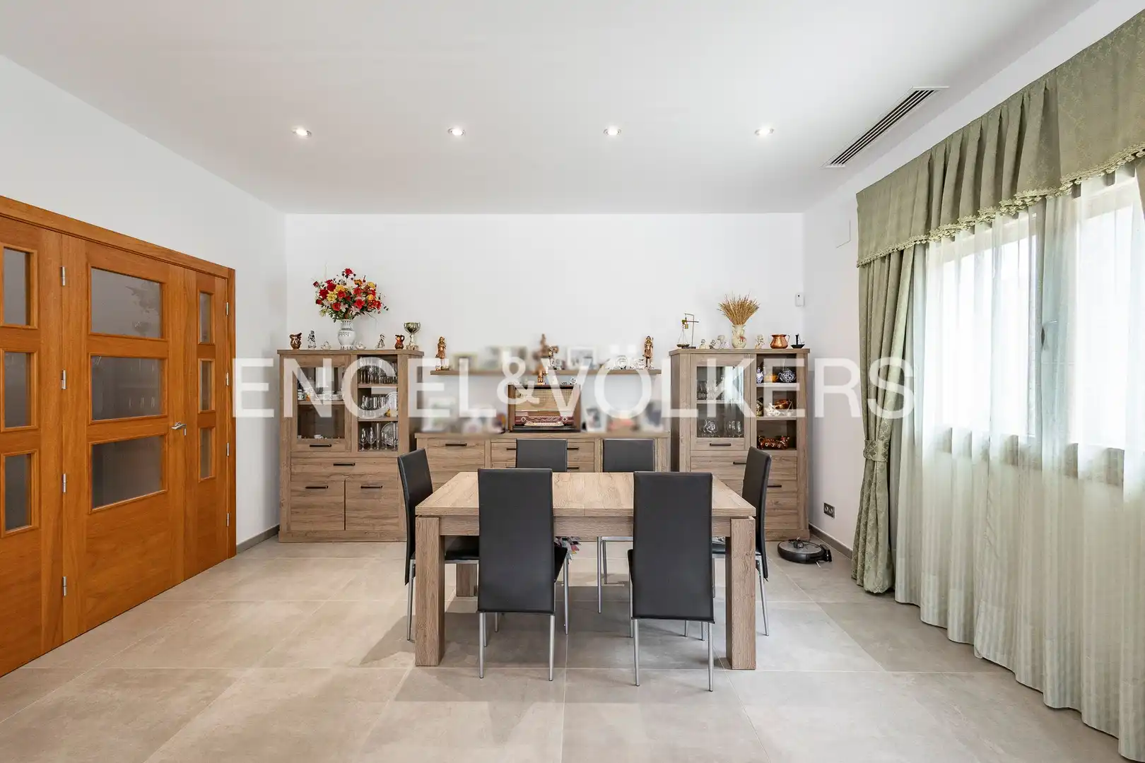 Dining room of Houses for sale in Sant Sadurní d'Anoia  with Air Conditioner, Heating and Private garden