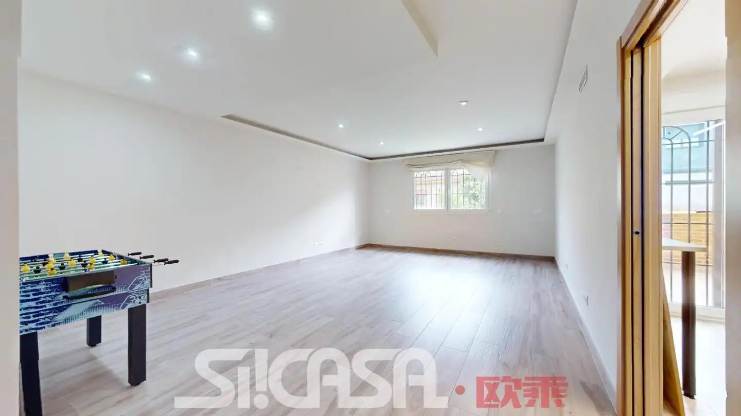 Semi-detached house with pool for sale in Parla Este, imagen 11