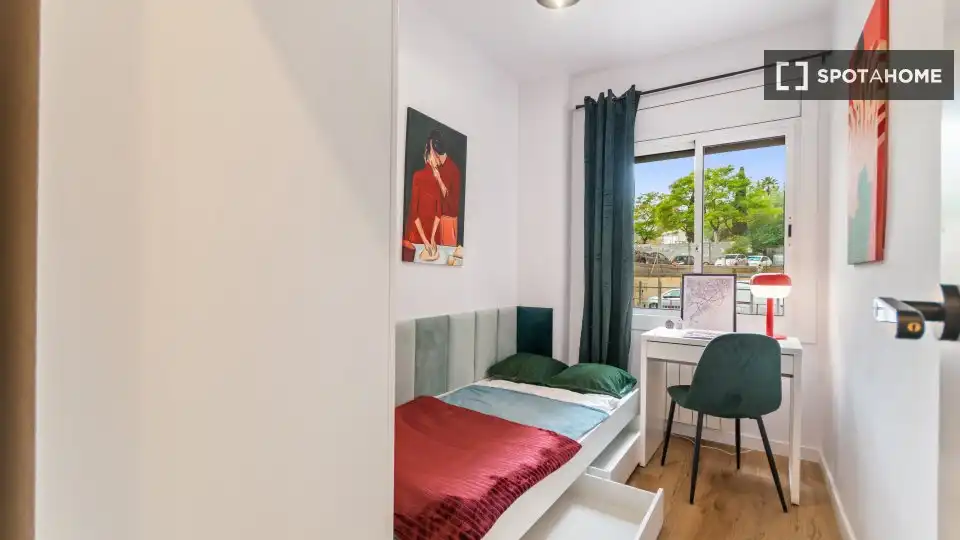 Bedroom of Flat for share in Barcelona  with Air Conditioner, Terrace and Furnished