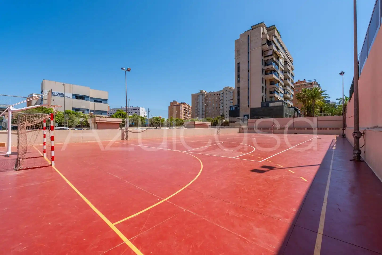 Parking de Piso en venta en Alicante / Alacant con Aire acondicionado y Piscina comunitaria