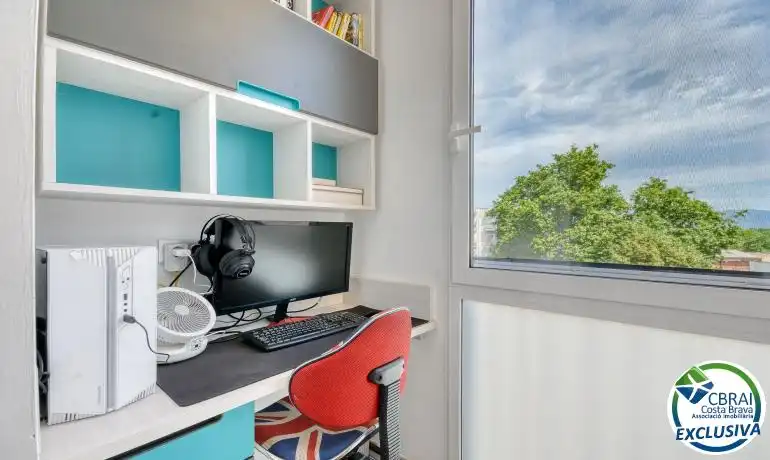 Habitación de Apartamento en venta en Figueres con Amueblado