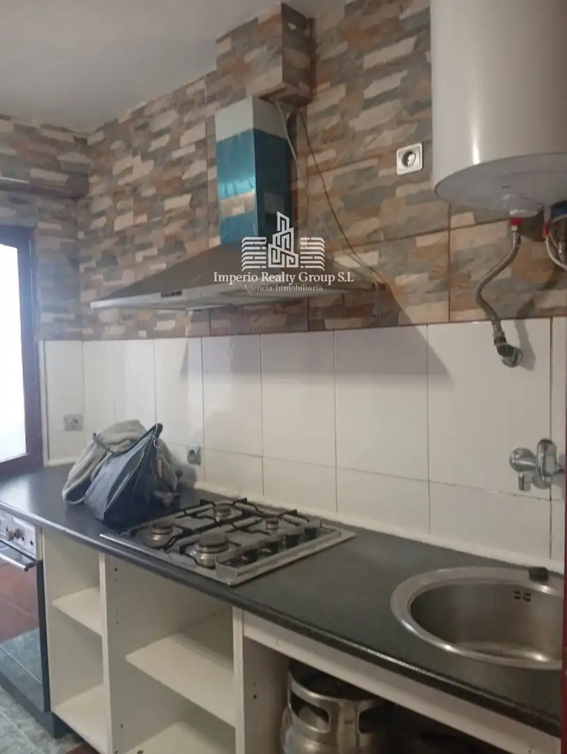 Küche von Wohnung zum Verkauf in Avilés mit Terrasse