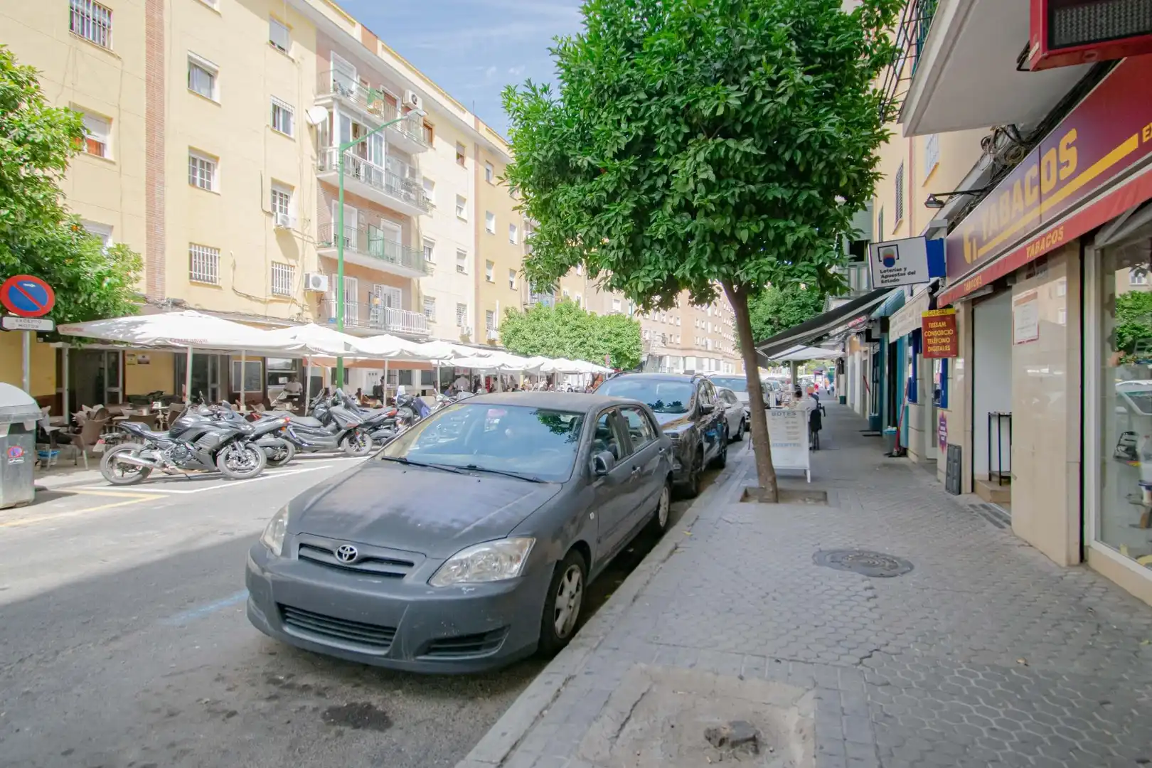 Exterior view of Flat for sale in Sevilla