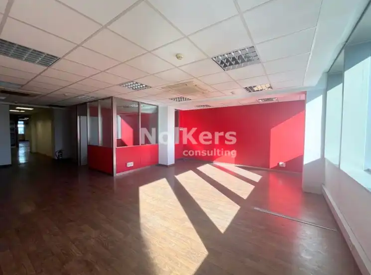 Office for sale in Barcelona  with Air Conditioner and Heating