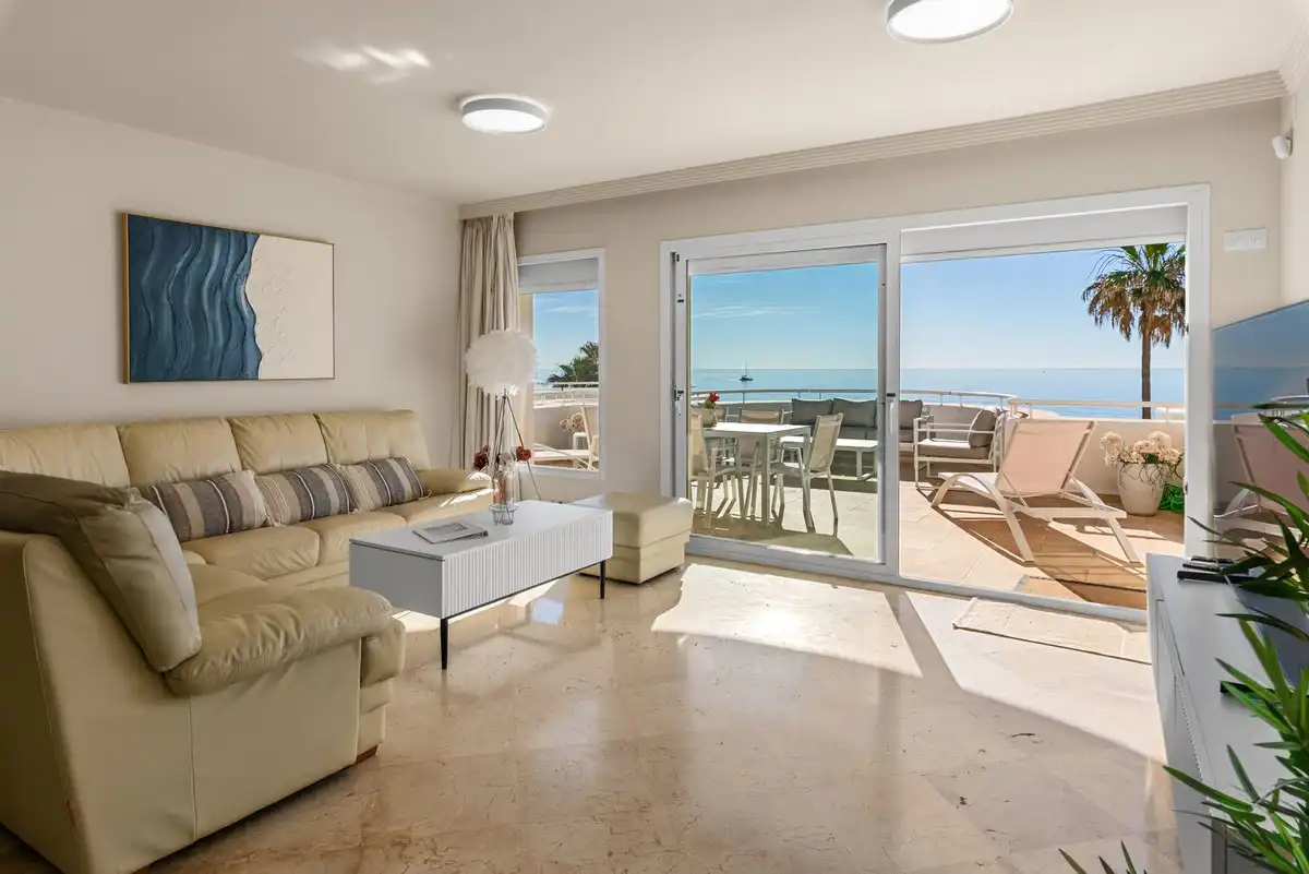 Living room of Apartments for sale in Estepona Pueblo