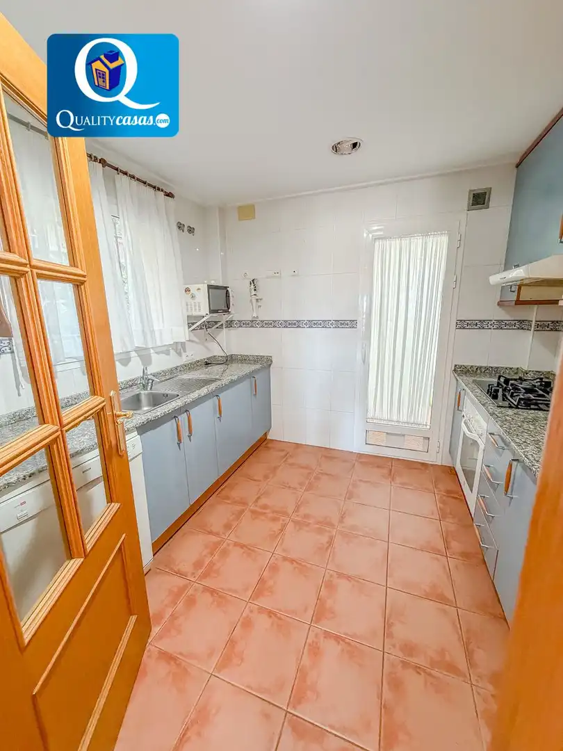 Cocina de Dúplex en venta en Mutxamel con Aire acondicionado, Terraza y Piscina comunitaria