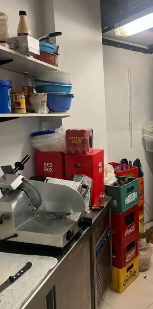 Local comercial en venta en Carrer de Maria Cortina i Pascual, imagen 2