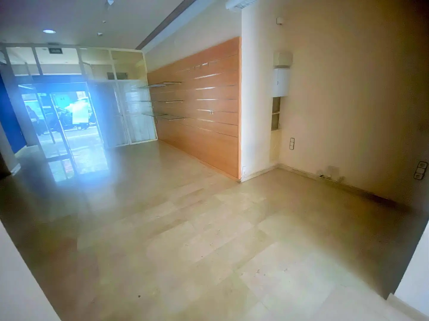 Business premises to rent in Carrer de Joaquín Costa 43, imagen 6