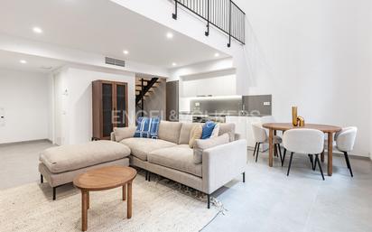 Living room of Apartment for sale in  Barcelona Capital  with Air Conditioner and Heating