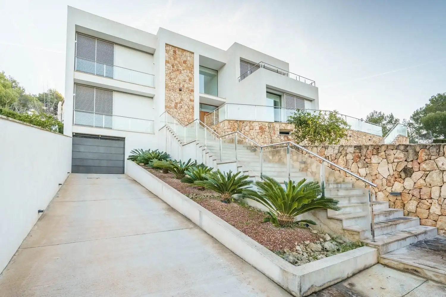 Vista exterior de Casa o chalet en venta en Calvià con Aire acondicionado, Jardín privado y Parquet