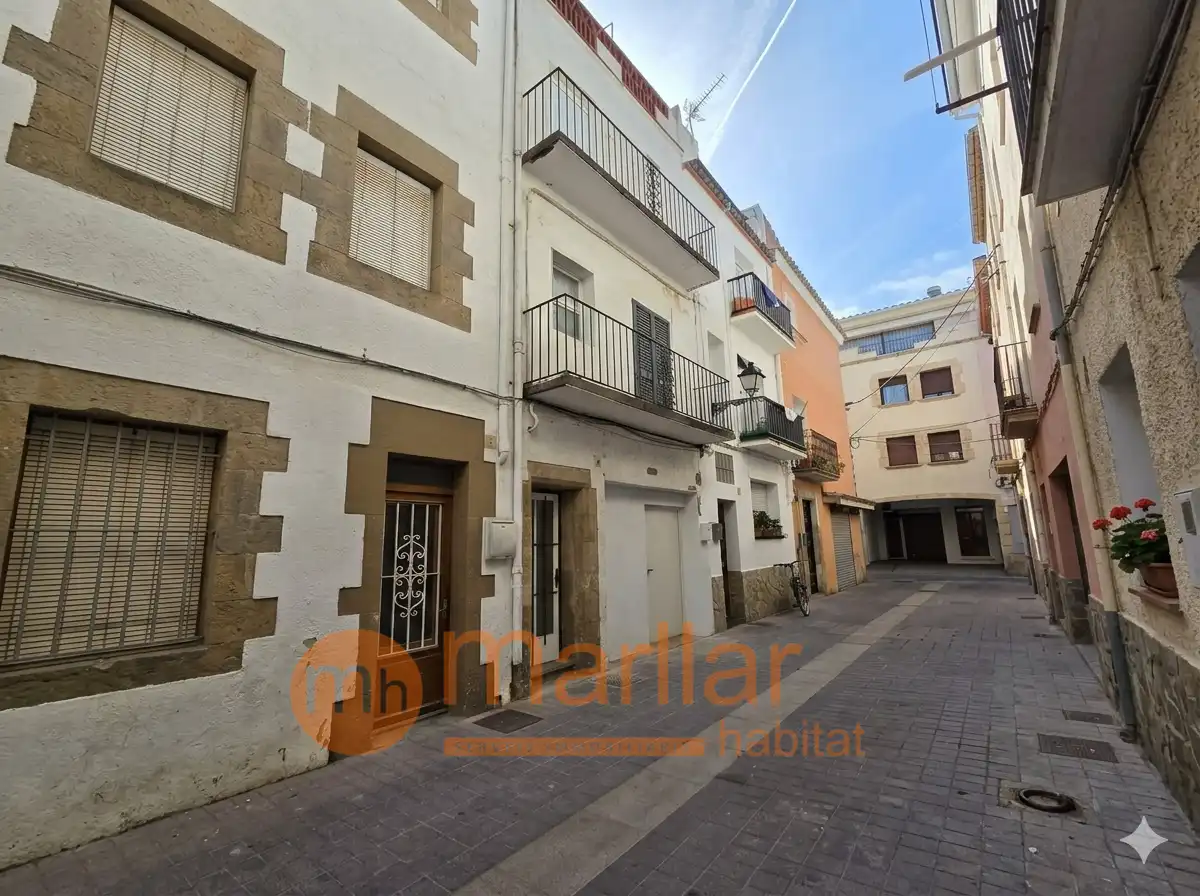 Maisonette zum Verkauf in Pintor Francesc Serra, Tossa de Mar pueblo