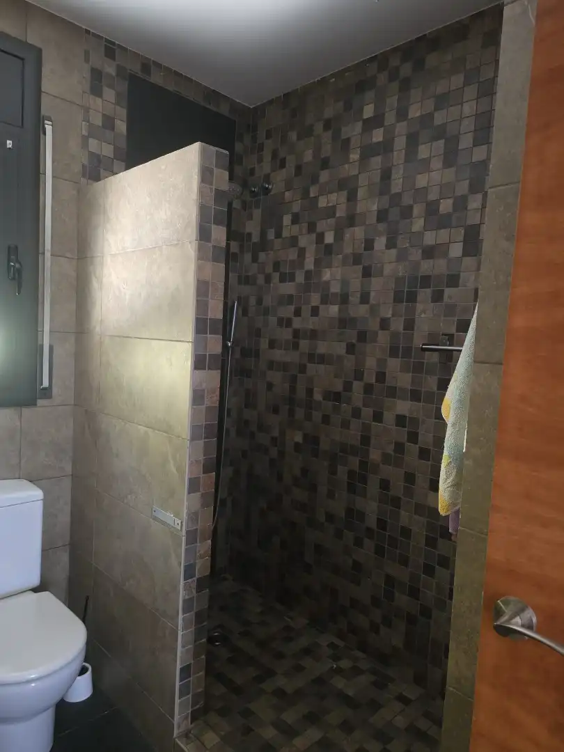 Badezimmer von Haus oder Chalet zur Miete in Llinars del Vallès mit Klimaanlage und Balkon