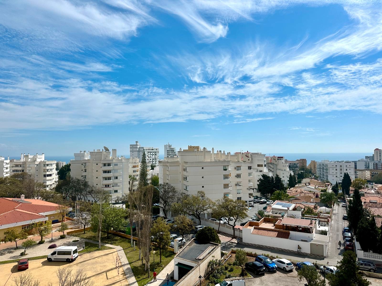 Vista exterior de Estudi en venda en Benalmádena amb Terrassa, Moblat i Rentadora