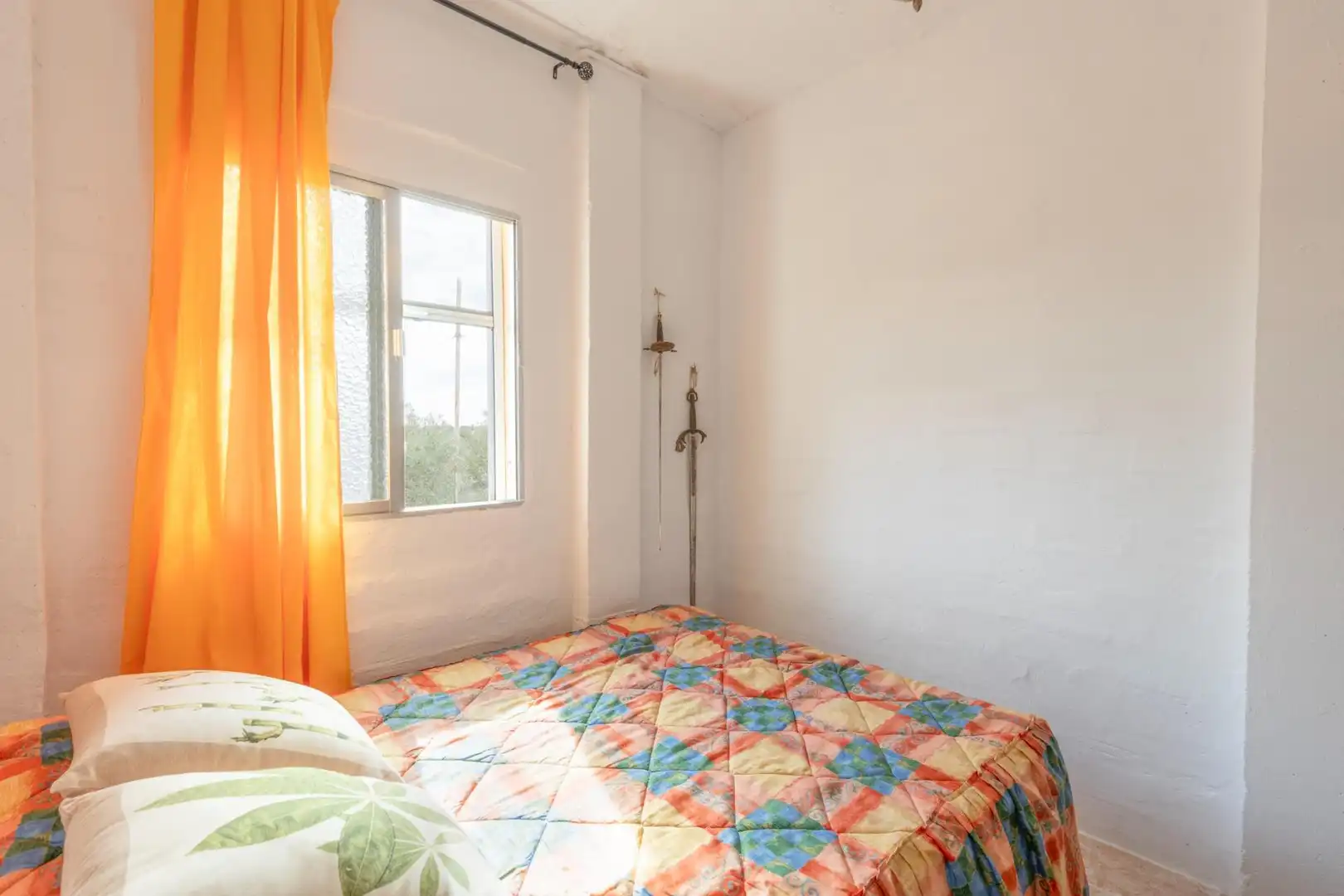 Habitación de Finca rústica en venta en Cogollos de la Vega con Jardín privado y Piscina