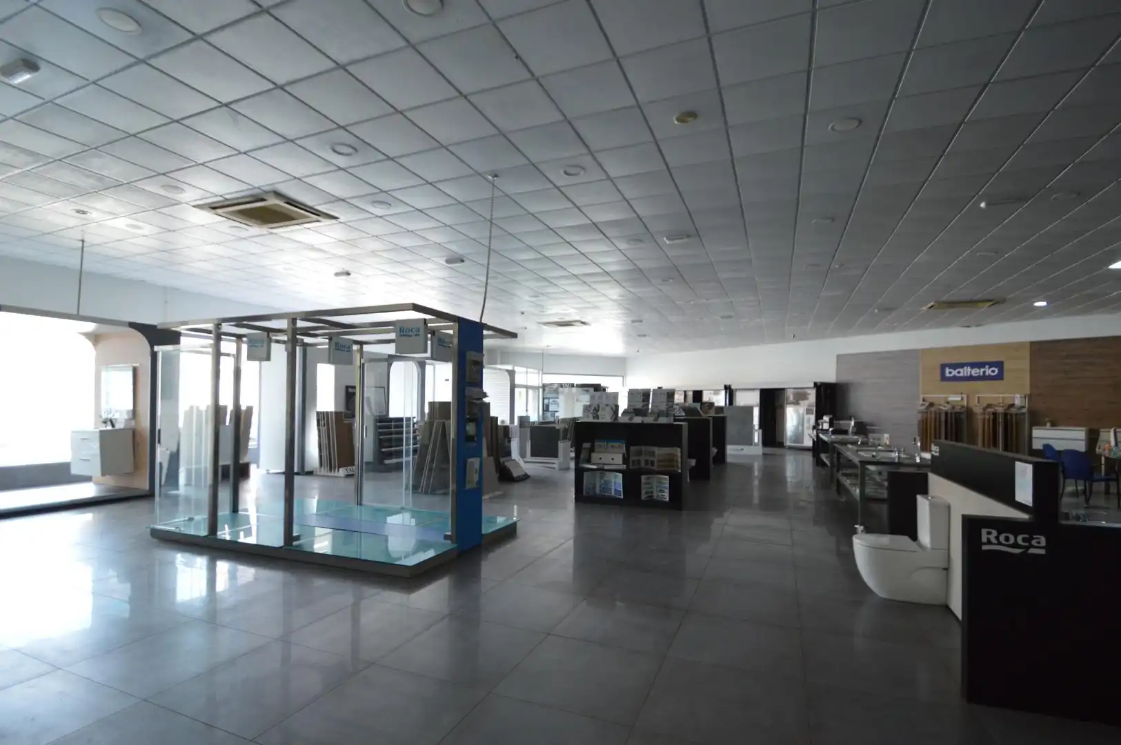 Nave industrial de alquiler en Almería