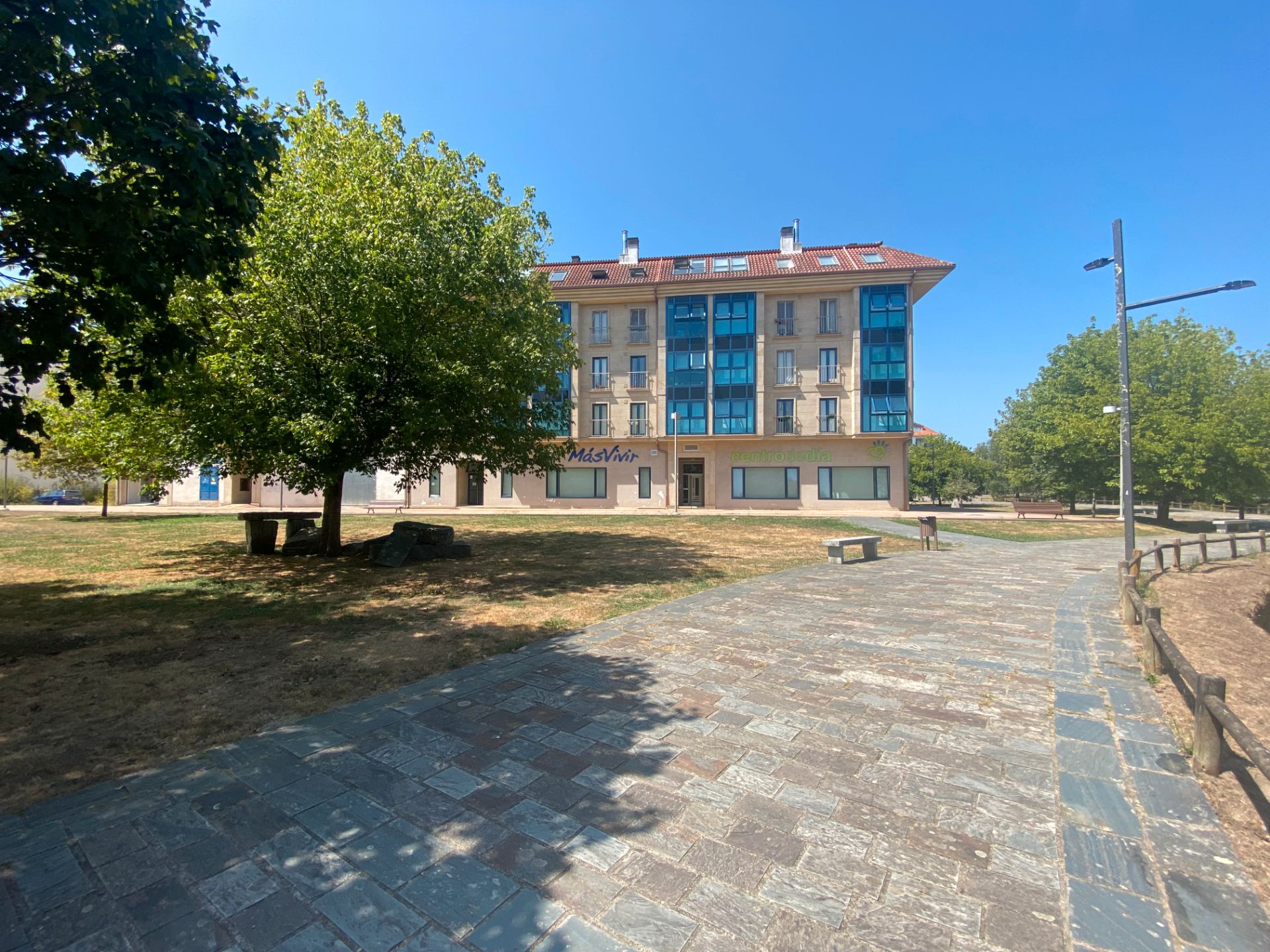 Vista exterior de Ático en venta en Ames con Calefacción, Parquet y Amueblado