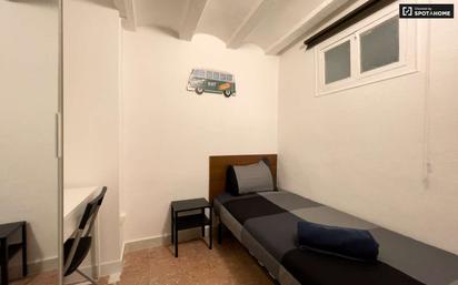 Bedroom of Flat to share in  Barcelona Capital  with Air Conditioner, Heating and Terrace