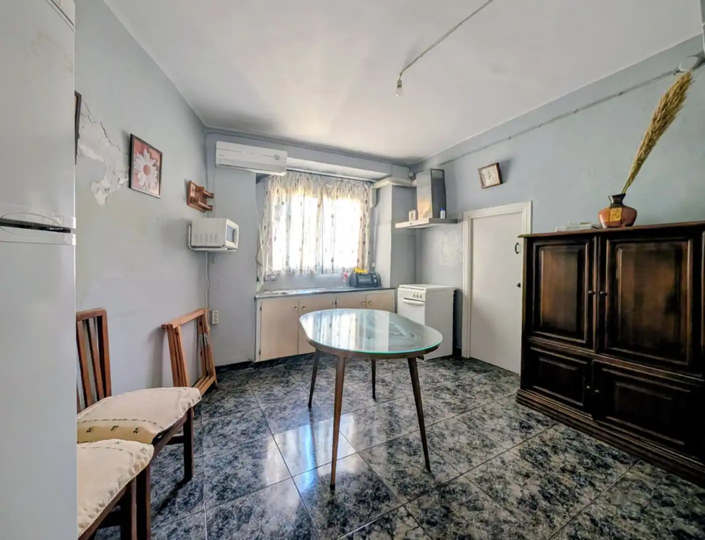 Cuina de Casa o xalet en venda en Loja amb Terrassa i Traster