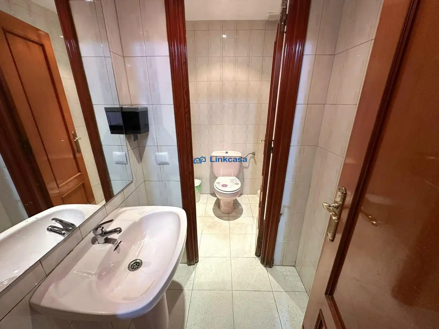 Local comercial en traspaso en Avenida PORTUGAL, imagen 4