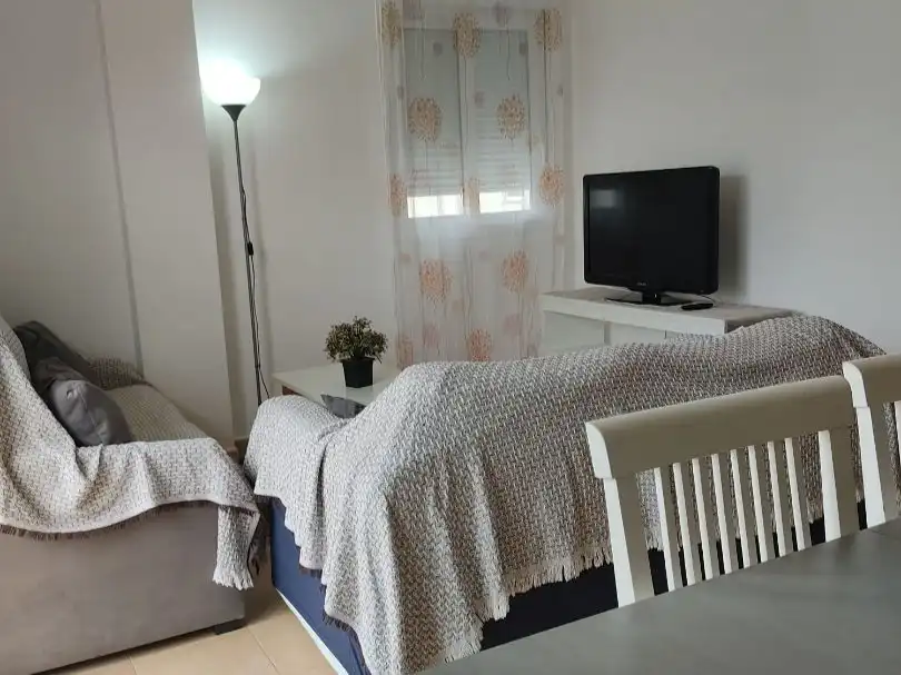 Habitación de Apartamento de alquiler en El Ejido con Aire acondicionado, Calefacción y Terraza