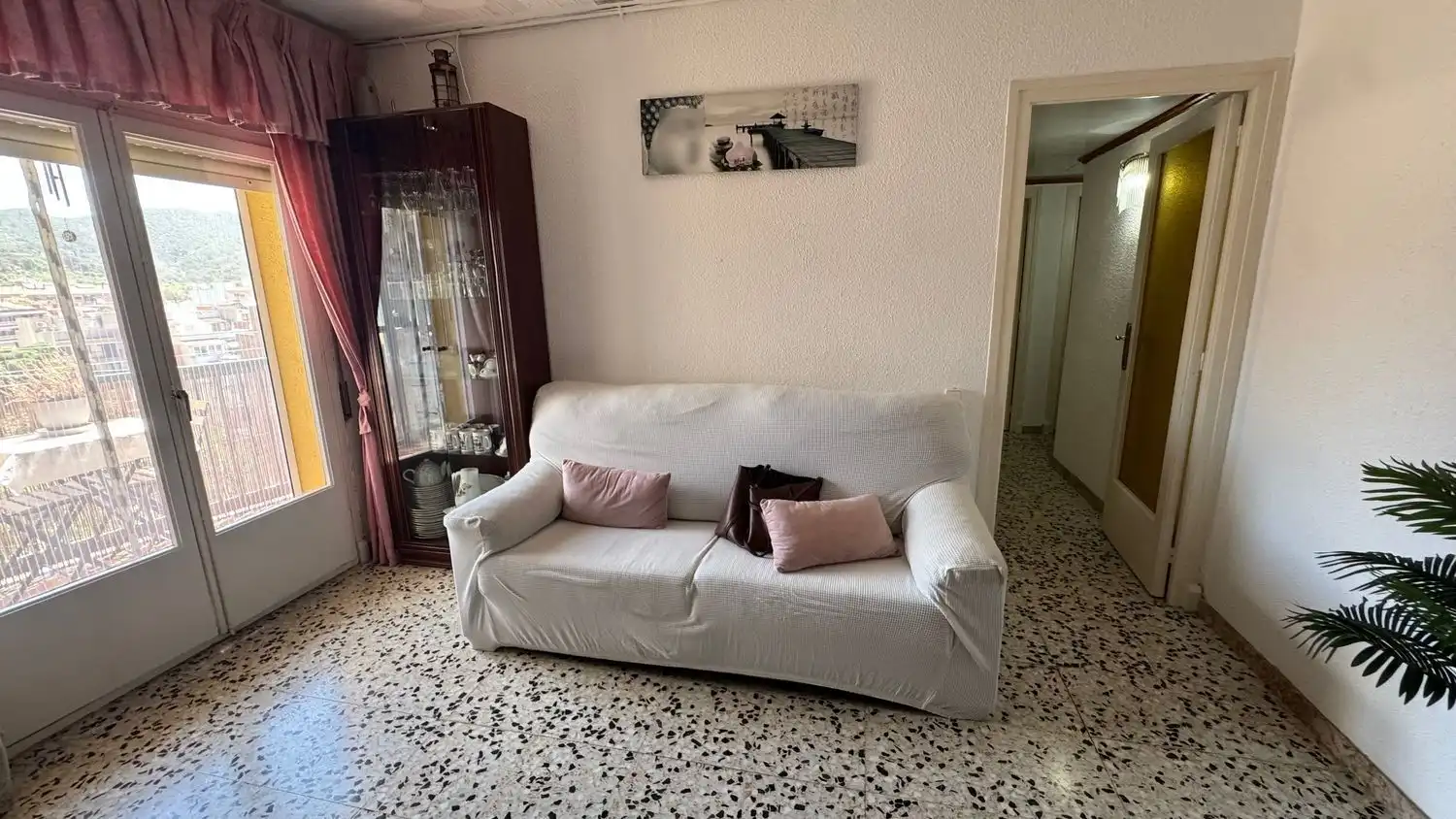 Sala d'estar de Pis en venda en Montcada i Reixac