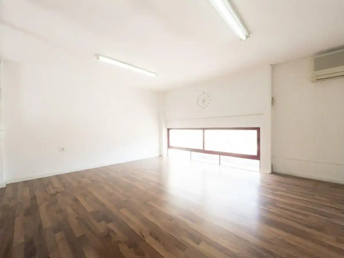 Local comercial en venda a Les Roquetes, imagen 6