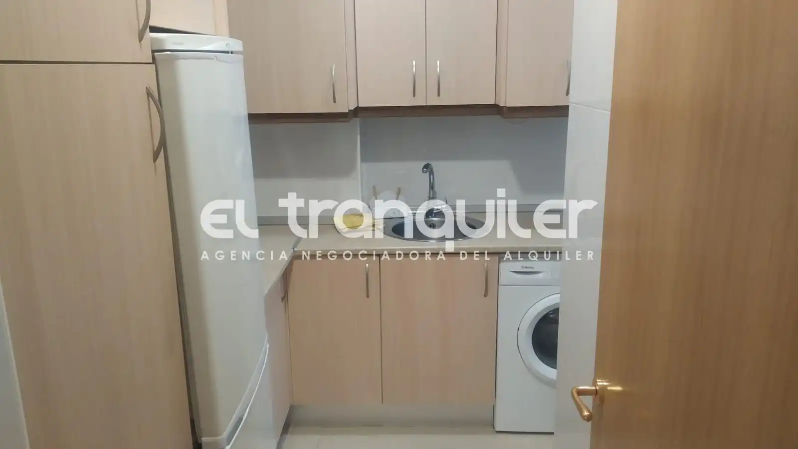 Appartamento con ascensore in affitto a Calle Cavanilles, imagen 4