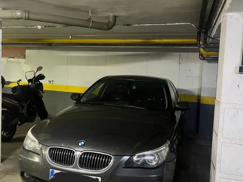Aparcament de Garatge de lloguer en Madrid