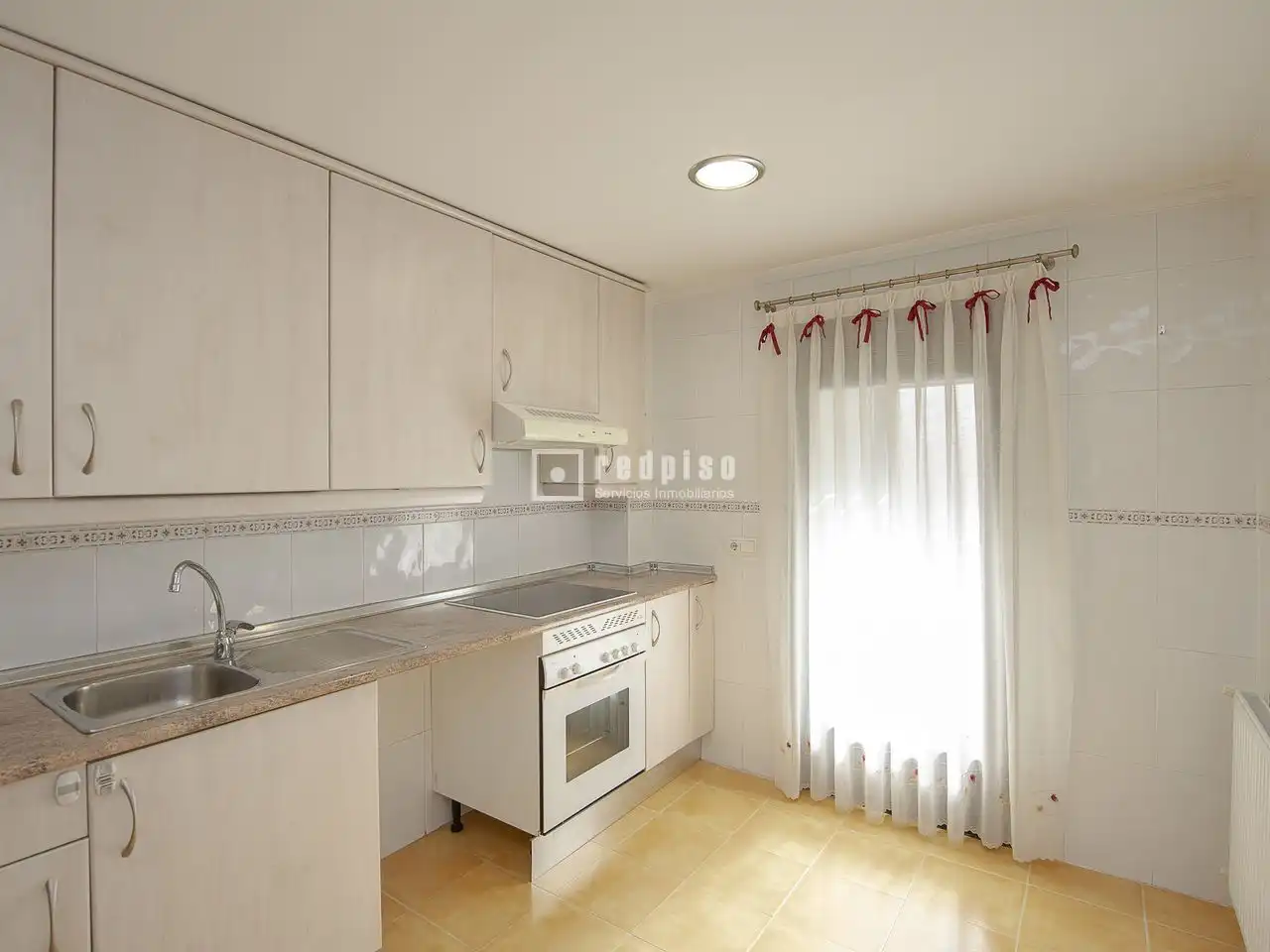 Kitchen of Flat for sale in Pinto  with Heating, Parquet flooring and Storage room