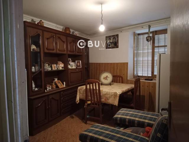 Casa-chalet en Venta en GAVINO COBOS en Bembibre