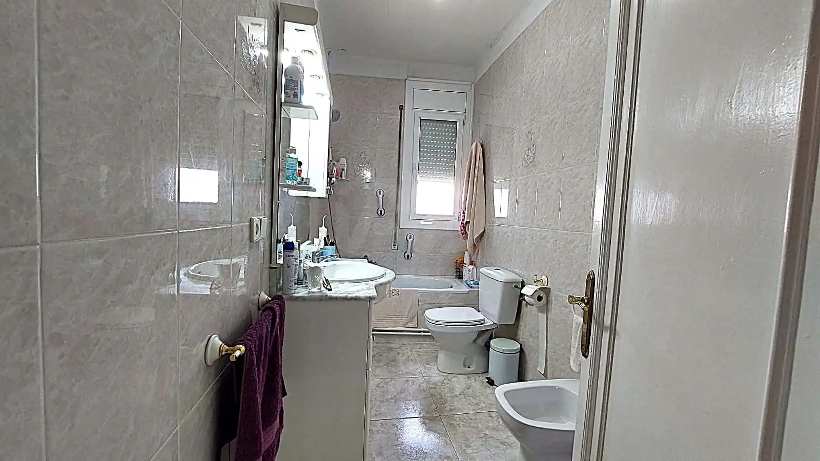 Bathroom of Flat for sale in Calaf  with Air Conditioner and Heating