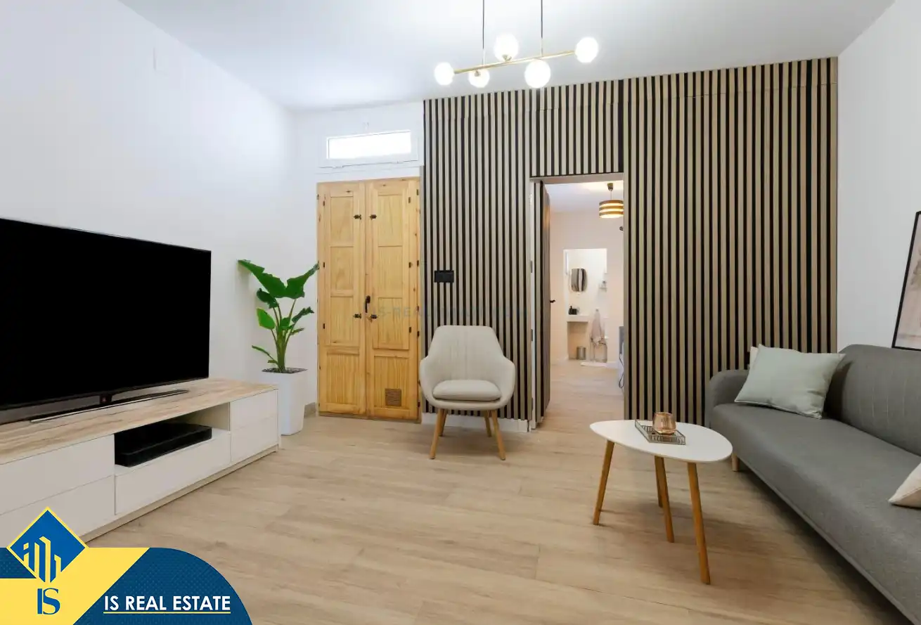 Sala de estar de Casa adosada en venta en Torrevieja con Aire acondicionado, Calefacción y Amueblado