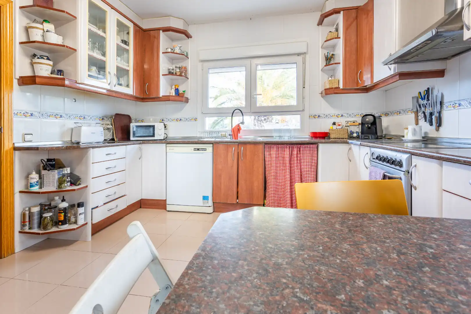Kitchen of Houses for sale in Villanueva de la Cañada  with Air Conditioner, Heating and Private garden