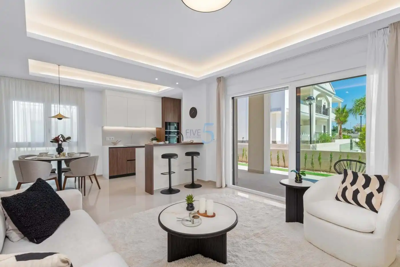 Sala de estar de Piso en venta en Rojales con Piscina