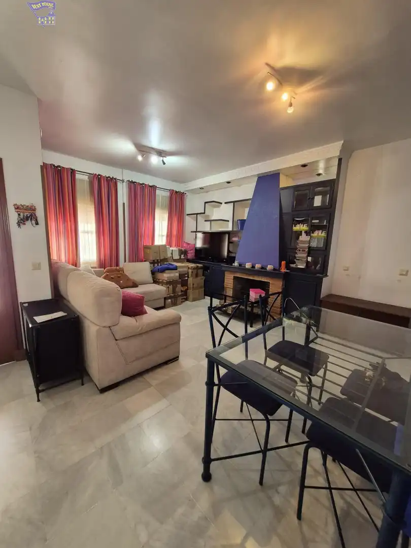 Sala de estar de Casa adosada en venta en Arcos de la Frontera