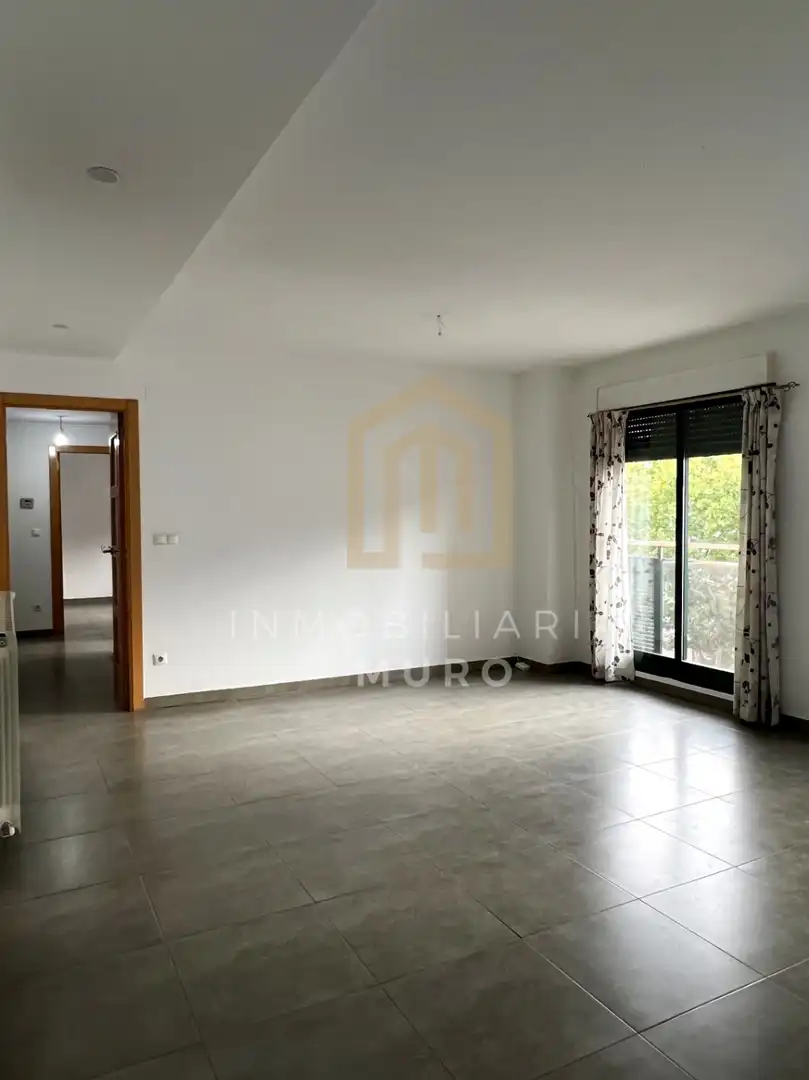 Außenansicht von Wohnung zum Verkauf in Muro de Alcoy mit Heizung, Abstellraum und Balkon