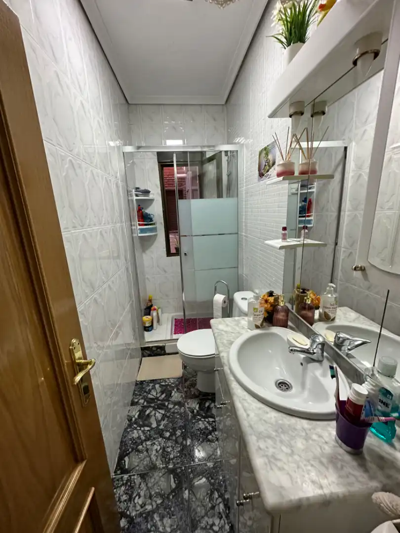 Bathroom of Flat for sale in Valladolid  with Heating and Furnished