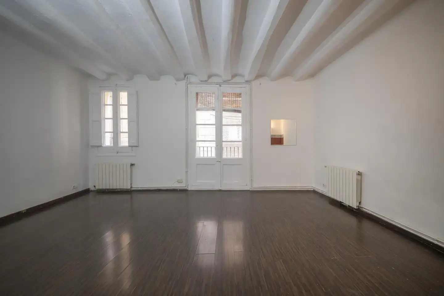 Wohnung zum Verkauf in Barcelona mit Heizung
