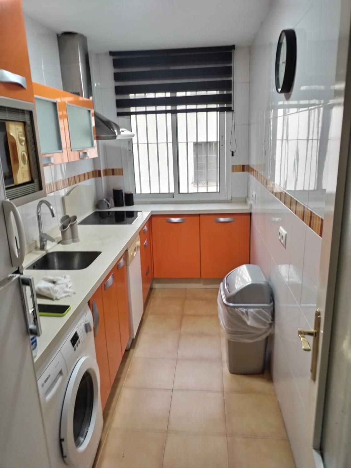 Kitchen of Flat for sale in Sanlúcar de Barrameda  with Terrace and Storage room