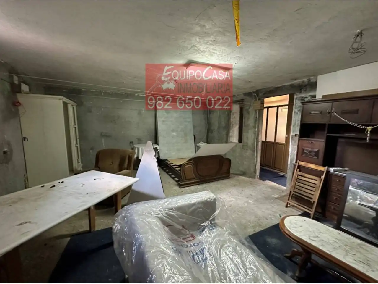 Casa adosada en venta en Lugo con Calefacción, Terraza y Amueblado