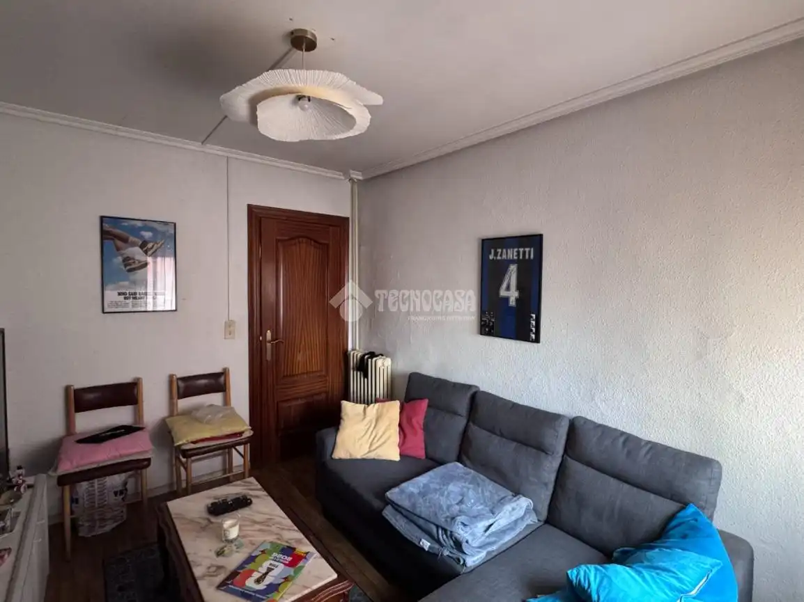 Sala de estar de Edificio en venta en León Capital 
