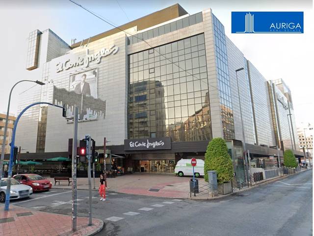 Local comercial en Venta en Ensanche - Diputación