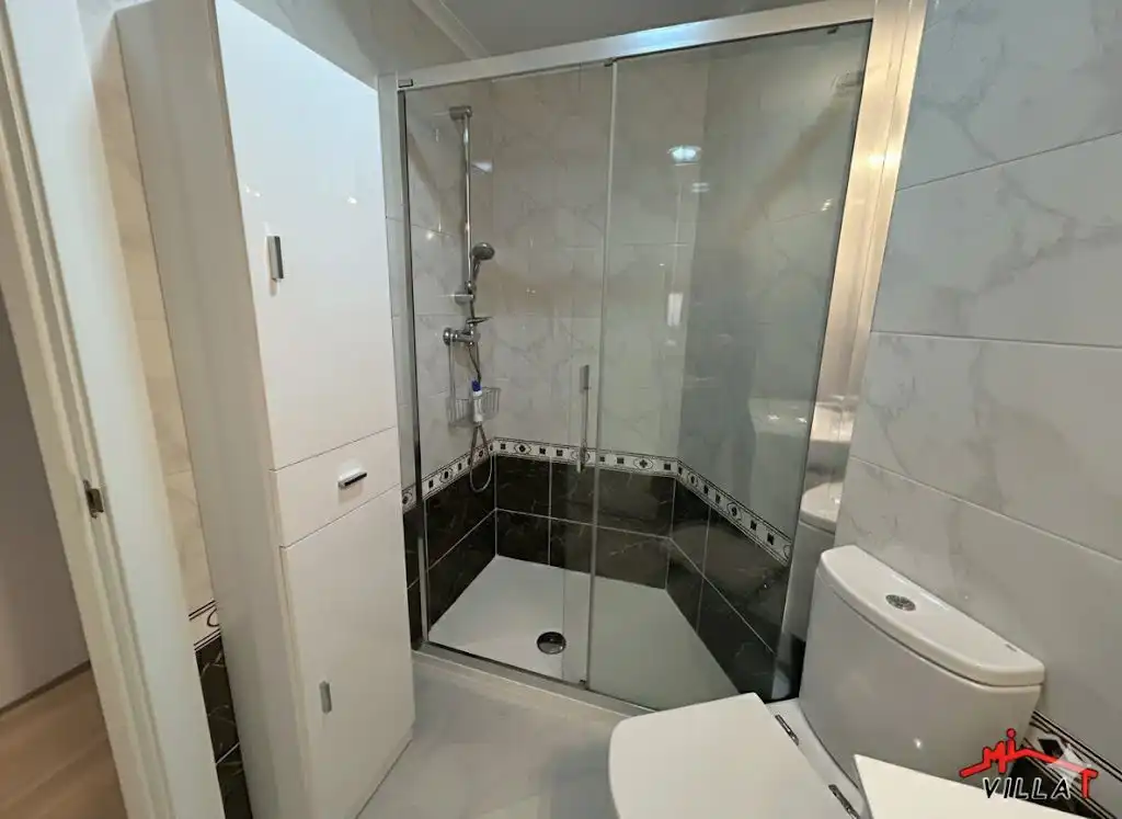 Baño de Piso en venta en Colindres con Calefacción, Amueblado y Balcón