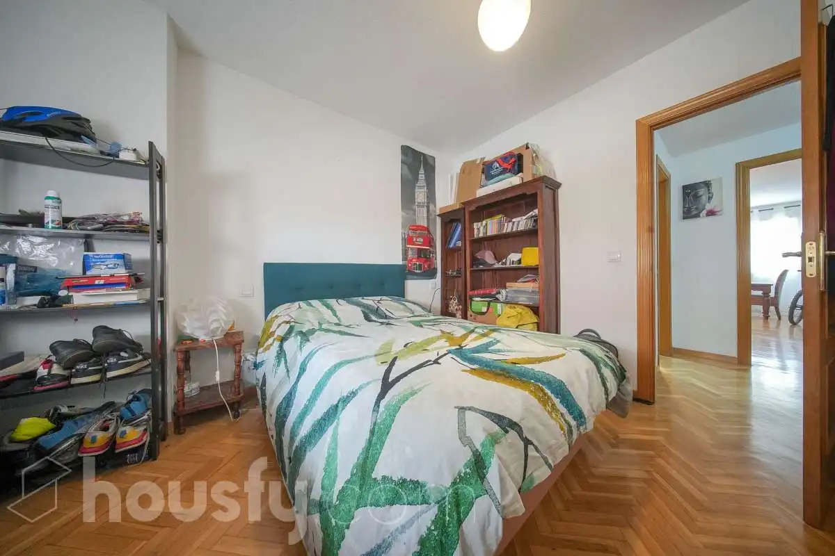 Habitación de Piso en venta en Madrid con Aire acondicionado