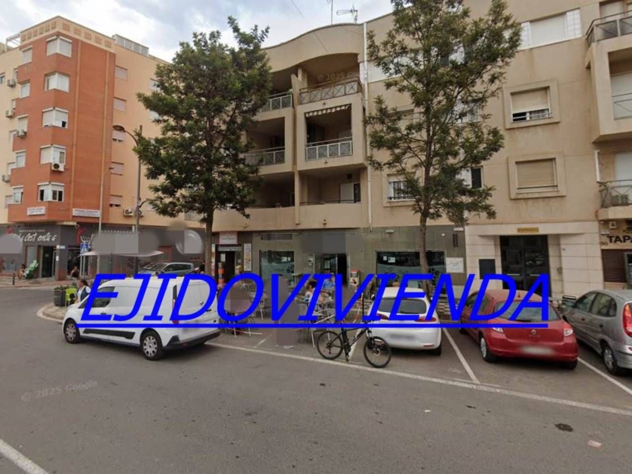 Exterior view of Premises for sale in Roquetas de Mar