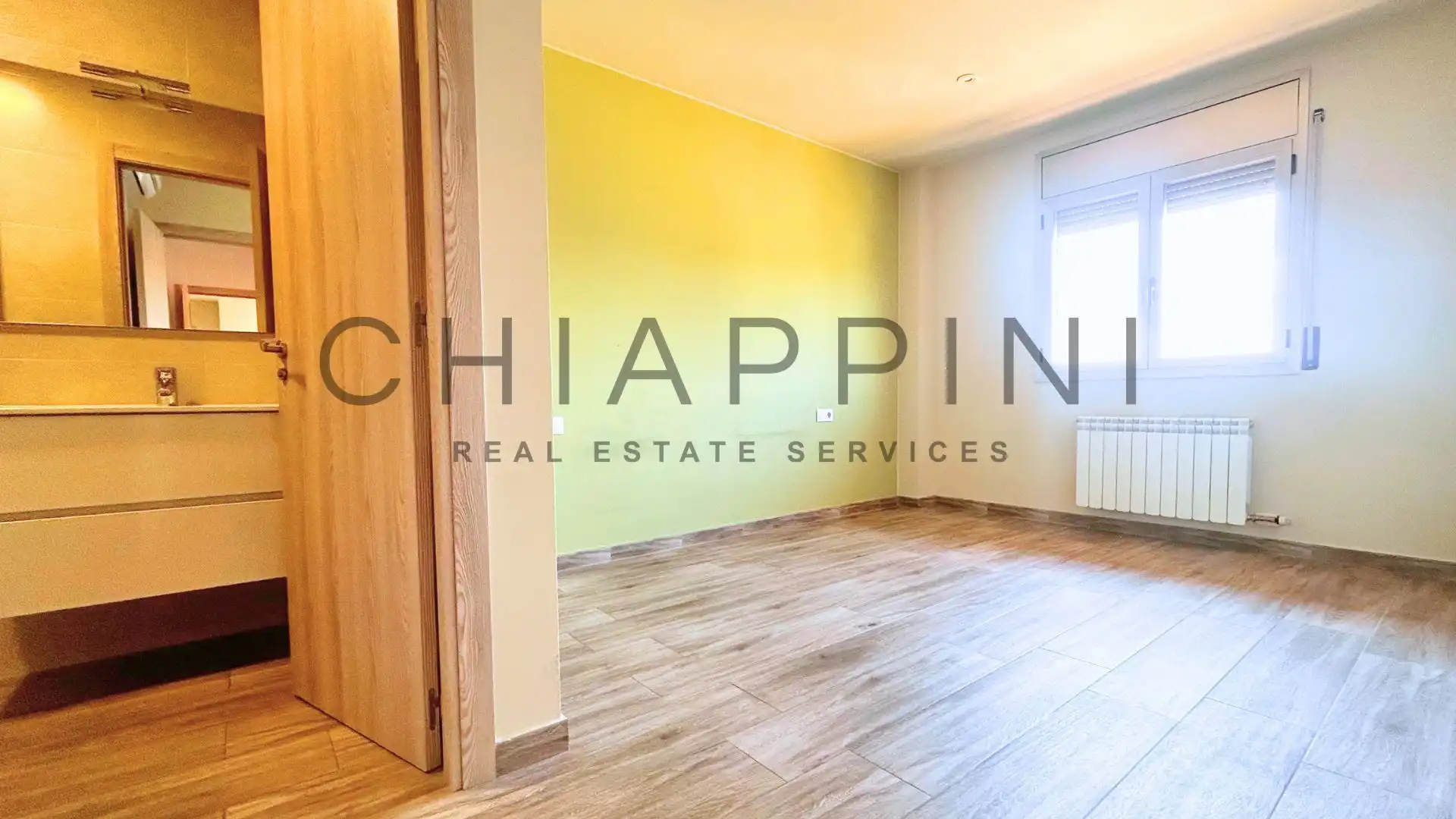 Dormitori de Apartament en venda en Manlleu amb Aire condicionat i Calefacció