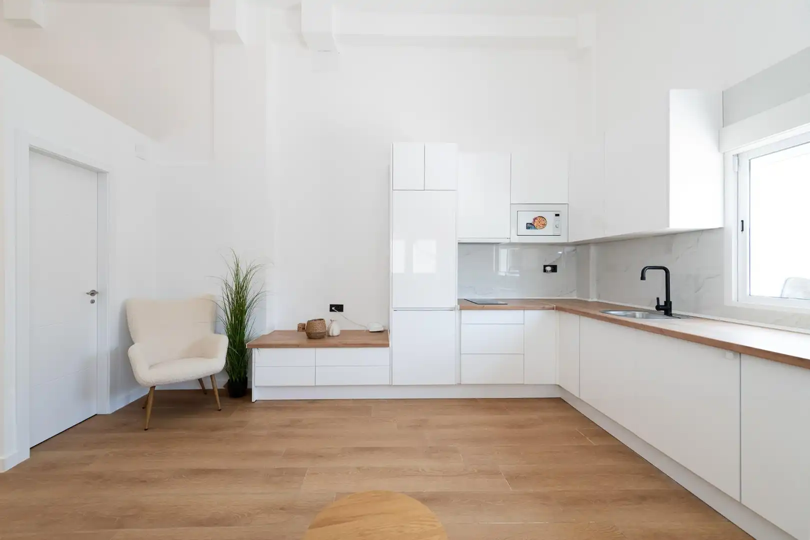 Kitchen of Flat for sale in Málaga  with Furnished